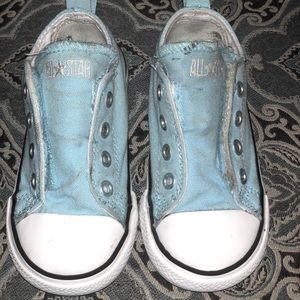 Toddler Size 7 Lt Blue Velcro/Elastic Converse